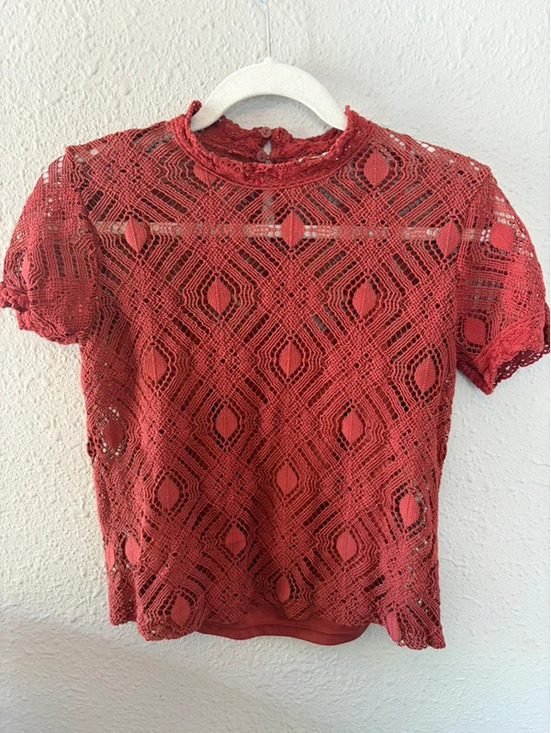 Zara Tops - Zara pink crochet top with built in tank S